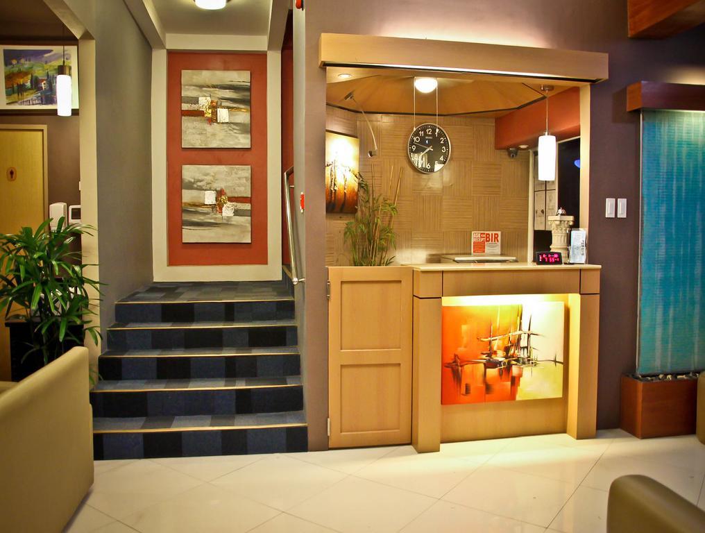 La Gloria Residence Inn Cebu Stadt Exterior foto